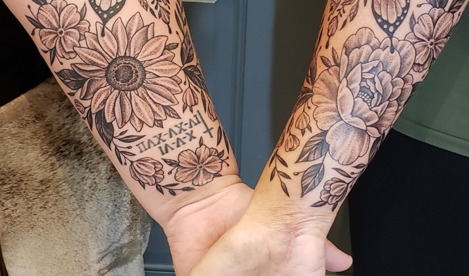 Mother-daughter duo Dorinda and Lexie Schweiger