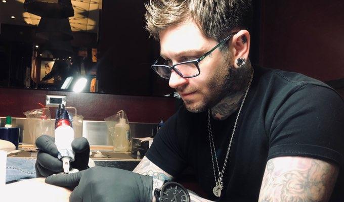 H&H Vegas artist Eric Alvino